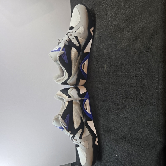 Air Structure (Gs) 7Y Brand New With Box CW1646 002 - Picture 9 of 14